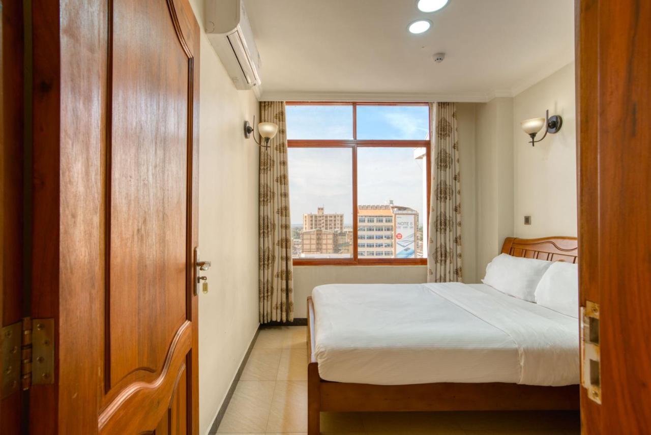 Kibo Palace Apartments Аруша Екстер'єр фото